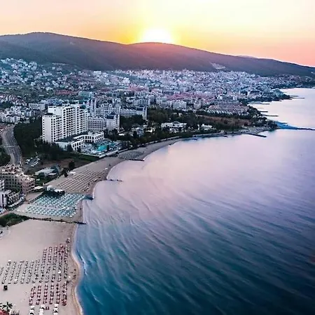 Apartment Riviera Fort Beach, Bulgaria *