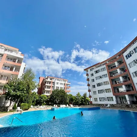 Riviera Fort Beach, Bulgaria Apartment *